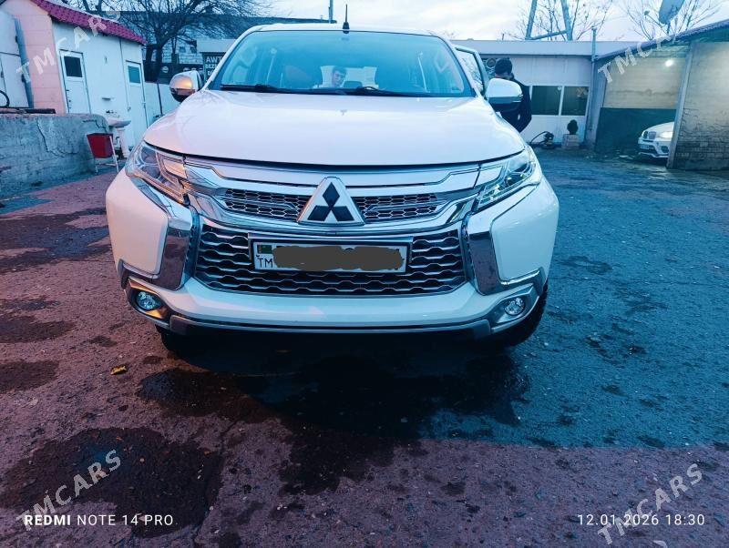 Mitsubishi Montero Sport 2019 - 400 000 TMT - Туркменбаши - img 1