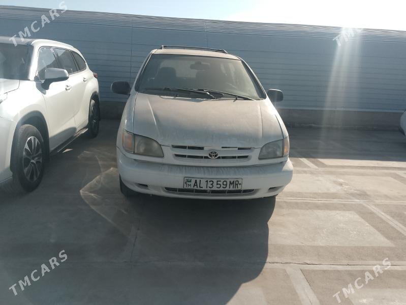 Toyota Sienna 2003 - 220 000 TMT - Мары - img 1