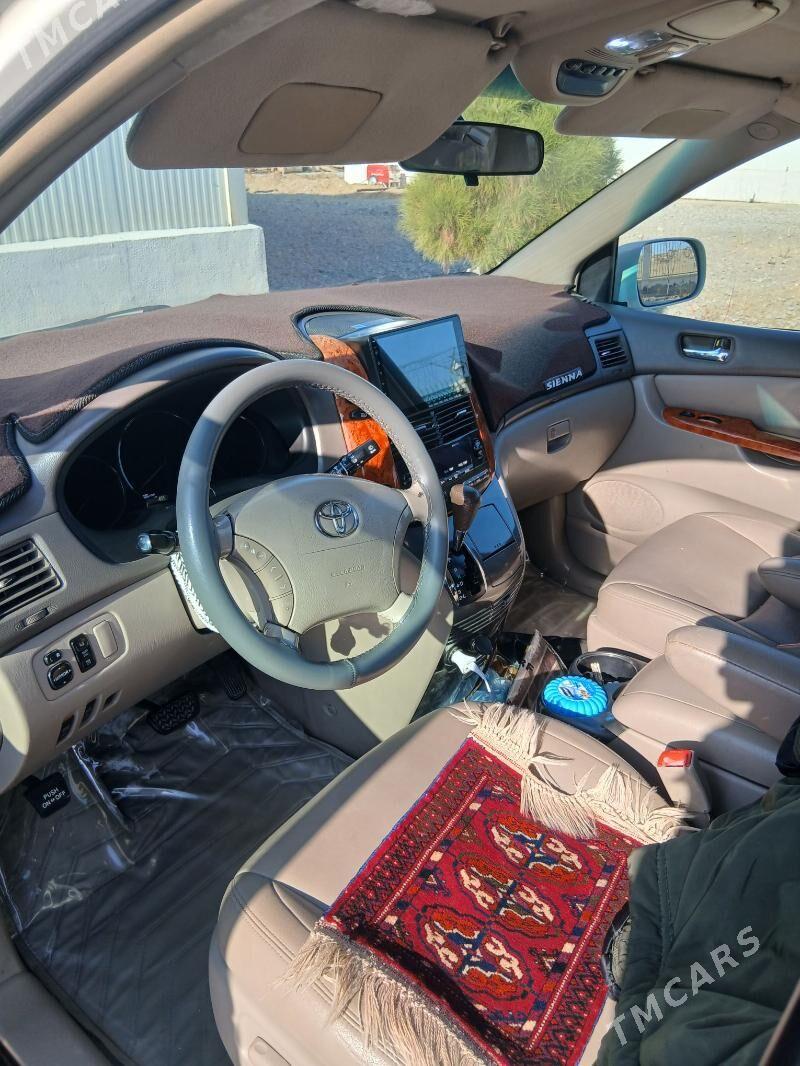 Toyota Sienna 2007 - 245 000 TMT - Hitrowka - img 1