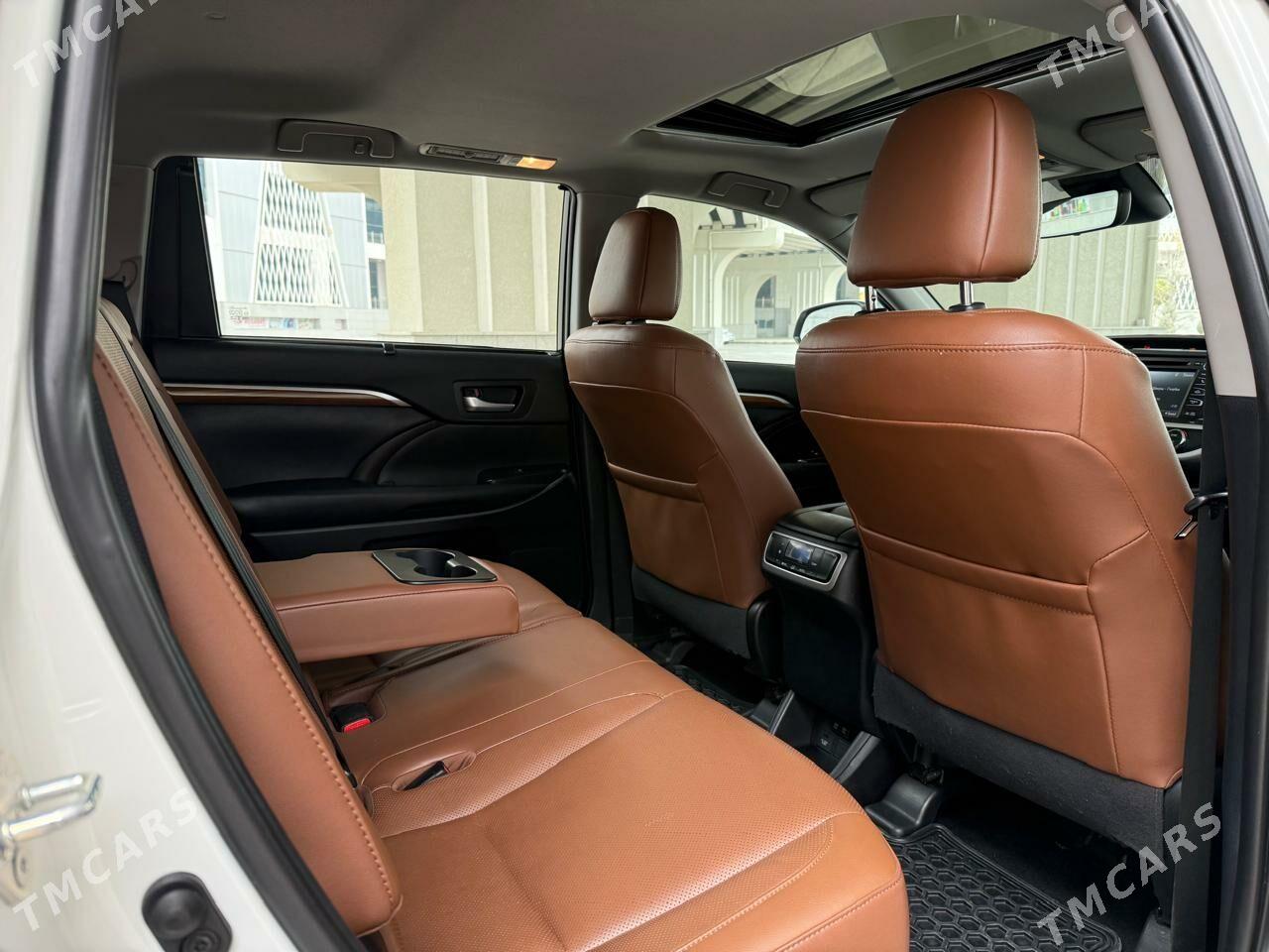 Toyota Highlander 2019 - 610 000 TMT - Aşgabat - img 1