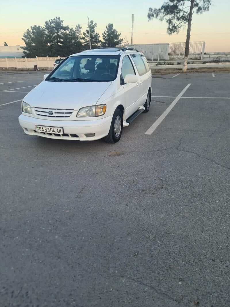 Toyota Sienna 2003 - 195 000 TMT - Bäherden - img 1