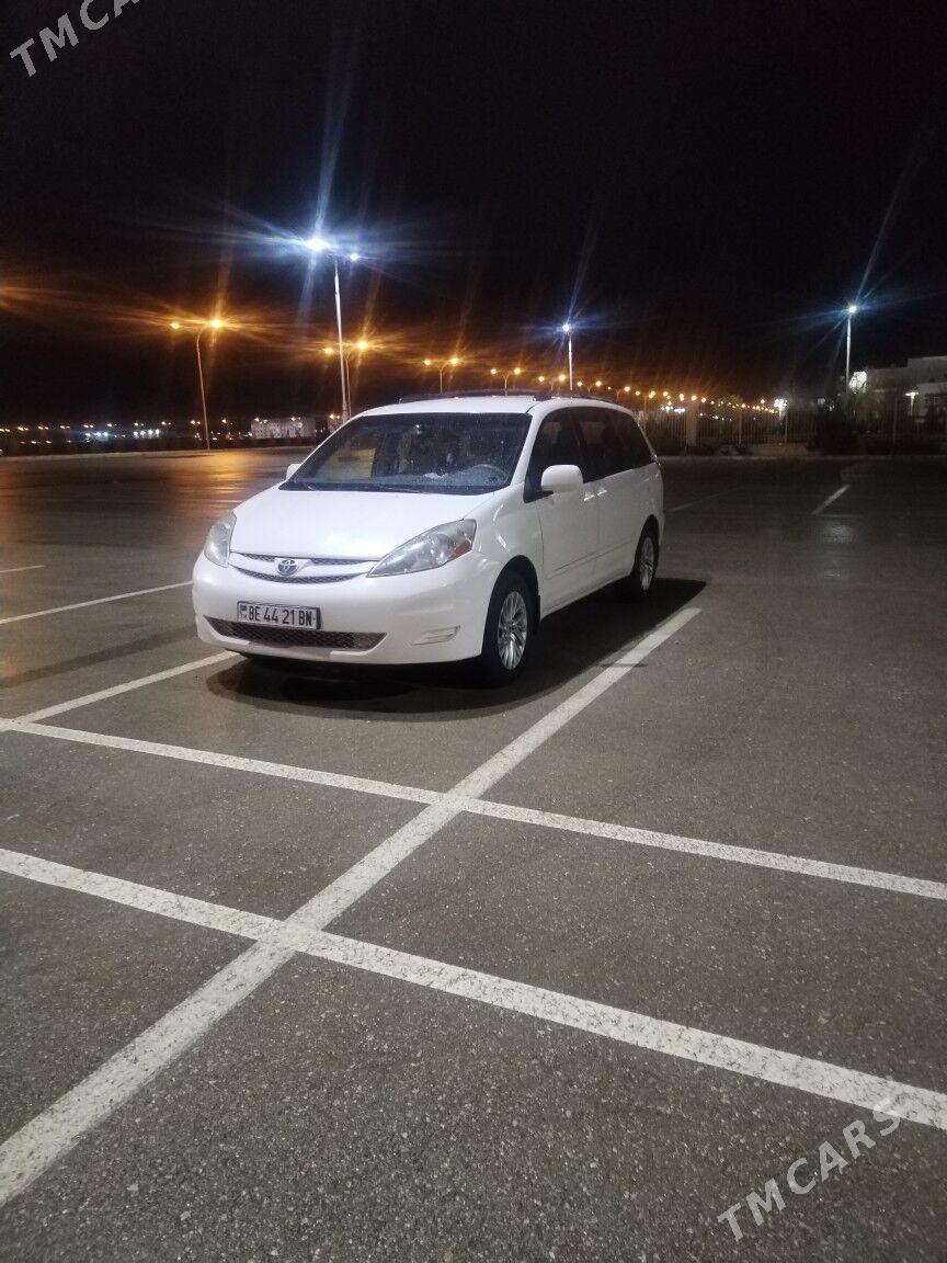 Toyota Sienna 2009 - 295 000 TMT - Gumdag - img 1