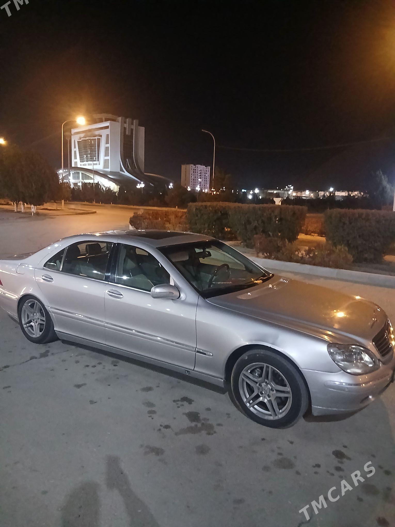 Mercedes-Benz C-Class 2000 - 130 000 TMT - Балканабат - img 1