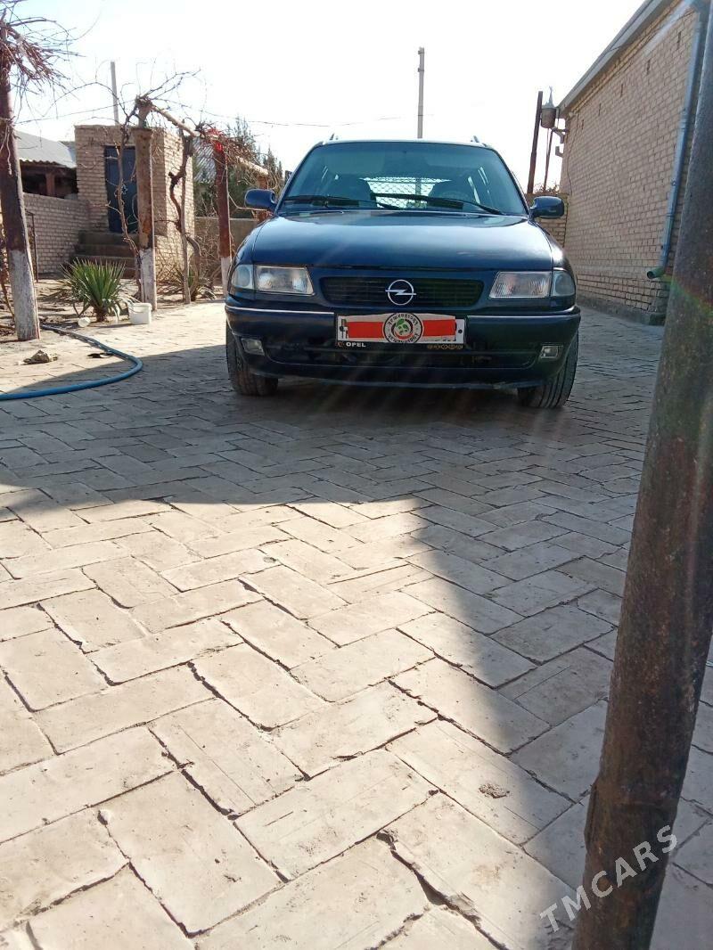 Opel Astra 1996 - 65 000 TMT - Baýramaly - img 1