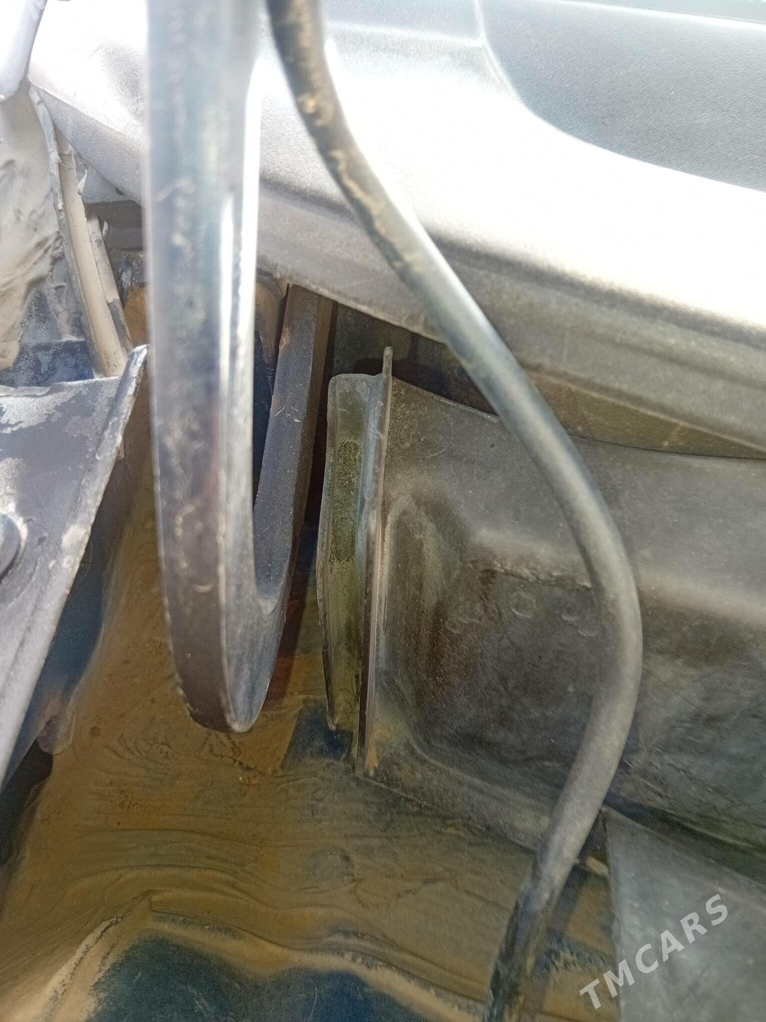 Opel Astra 1993 - 32 000 TMT - Мары - img 1