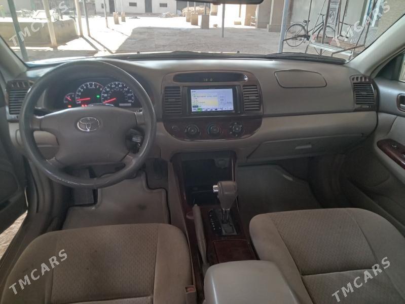 Toyota Camry 2003 - 150 000 TMT - Теджен - img 1