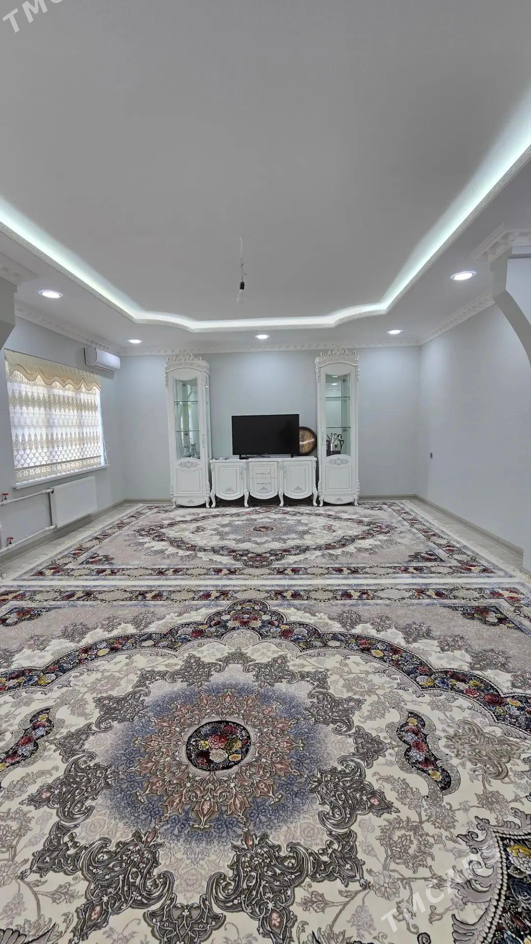 Gyssagly satlyk - Анев - img 1