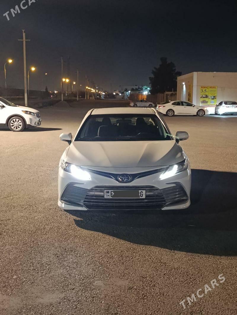 Toyota Camry 2022 - 270 000 TMT - Ашхабад - img 1
