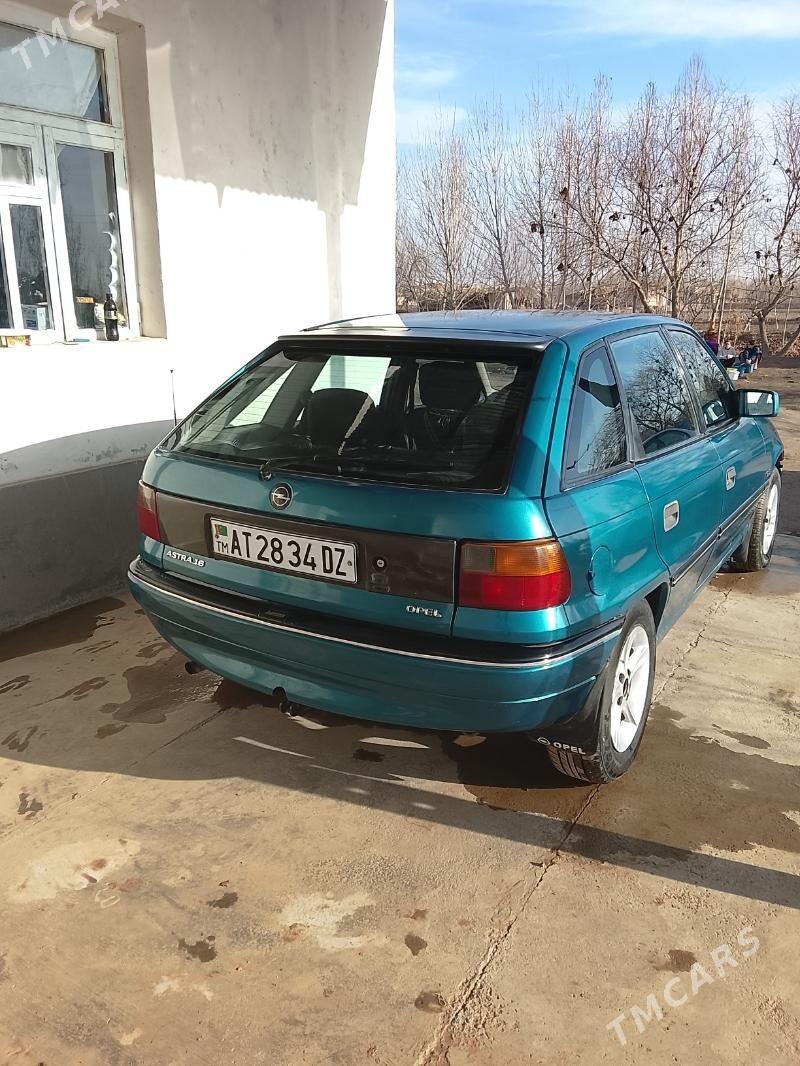 Opel Astra 1992 - 50 000 TMT - Губадаг - img 1