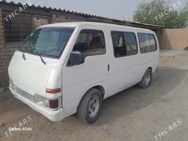 Toyota Hiace 1995 - 40 000 TMT - Tejen - img 1