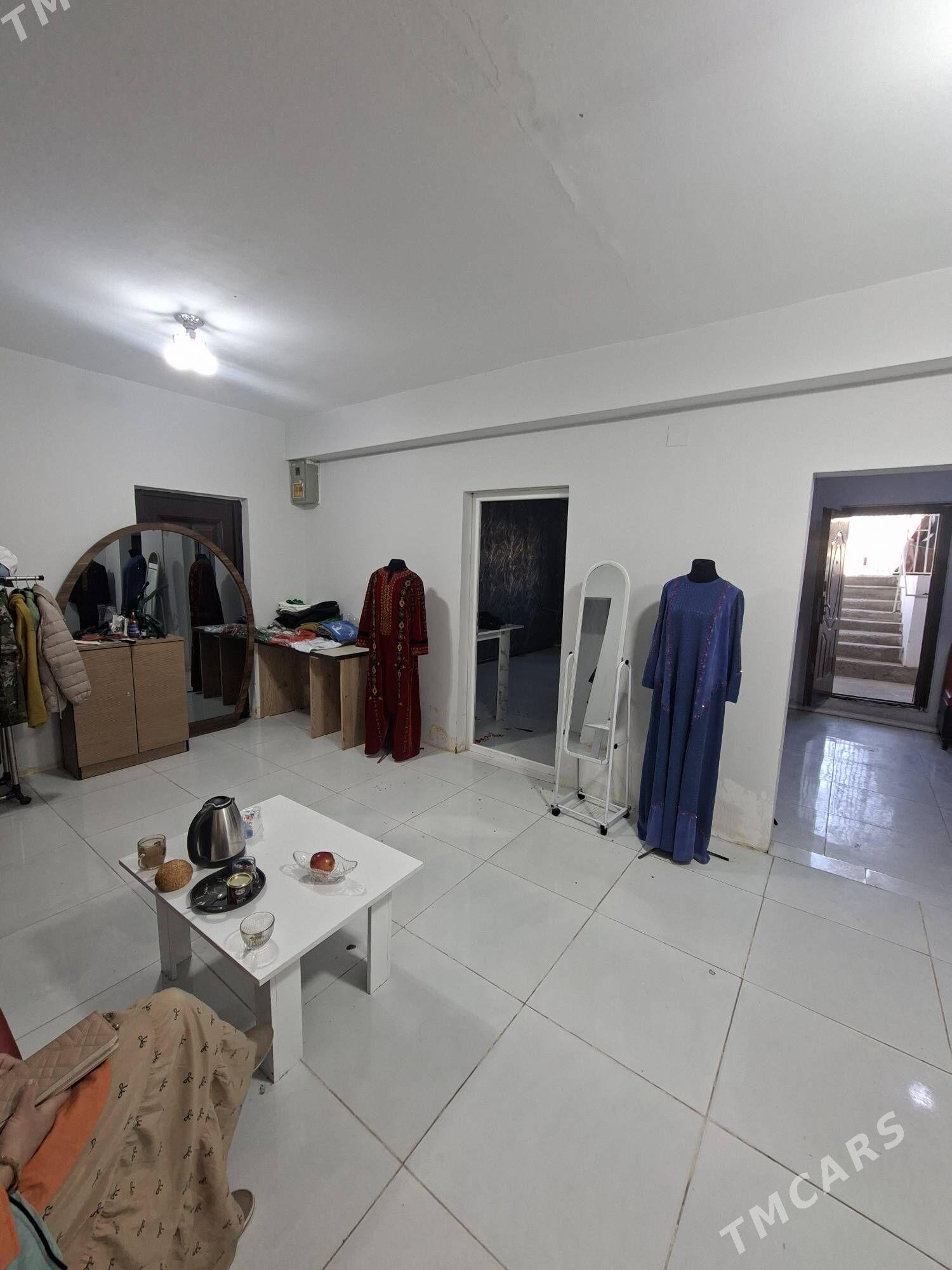 Mir 7 podwal - Мир 7 - img 1