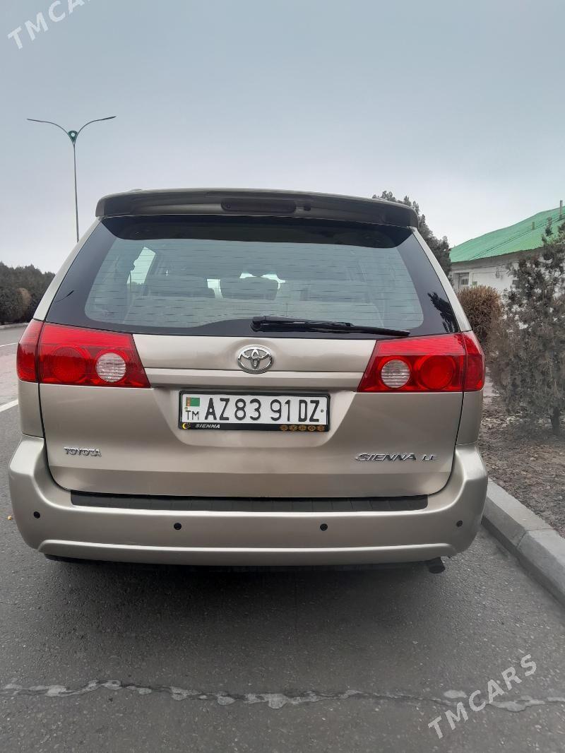 Toyota Sienna 2008 - 290 000 TMT - Daşoguz - img 1