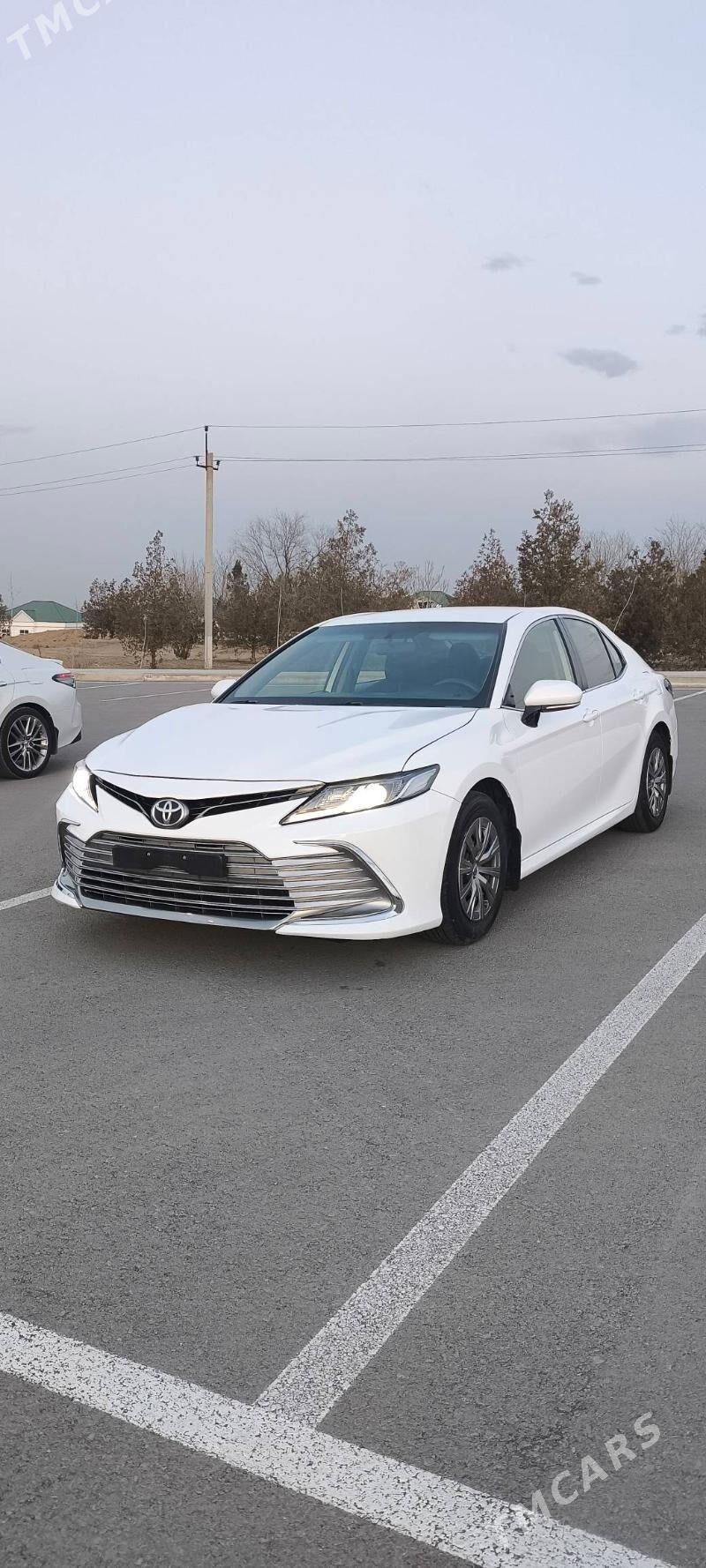 Toyota Camry 2022 - 245 000 TMT - Ашхабад - img 1