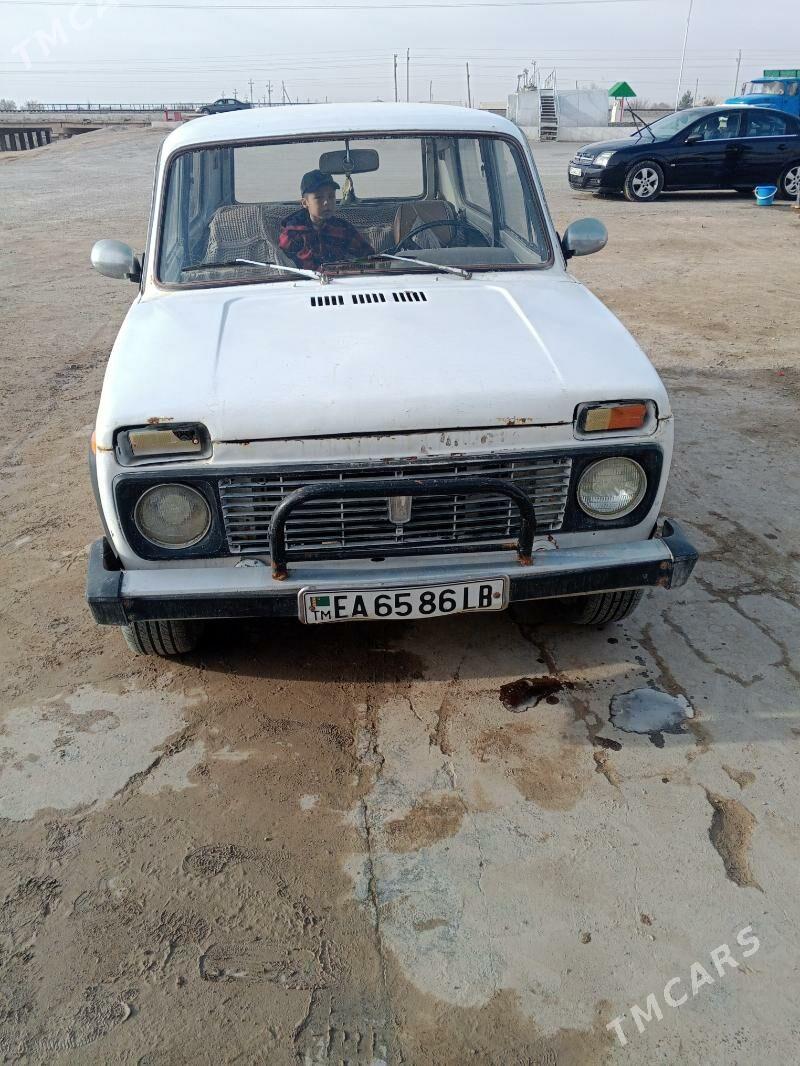Lada Niva 1993 - 12 000 TMT - Достлук - img 1