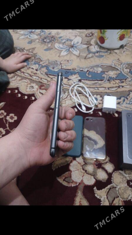 iphone 8 - Baýramaly - img 1