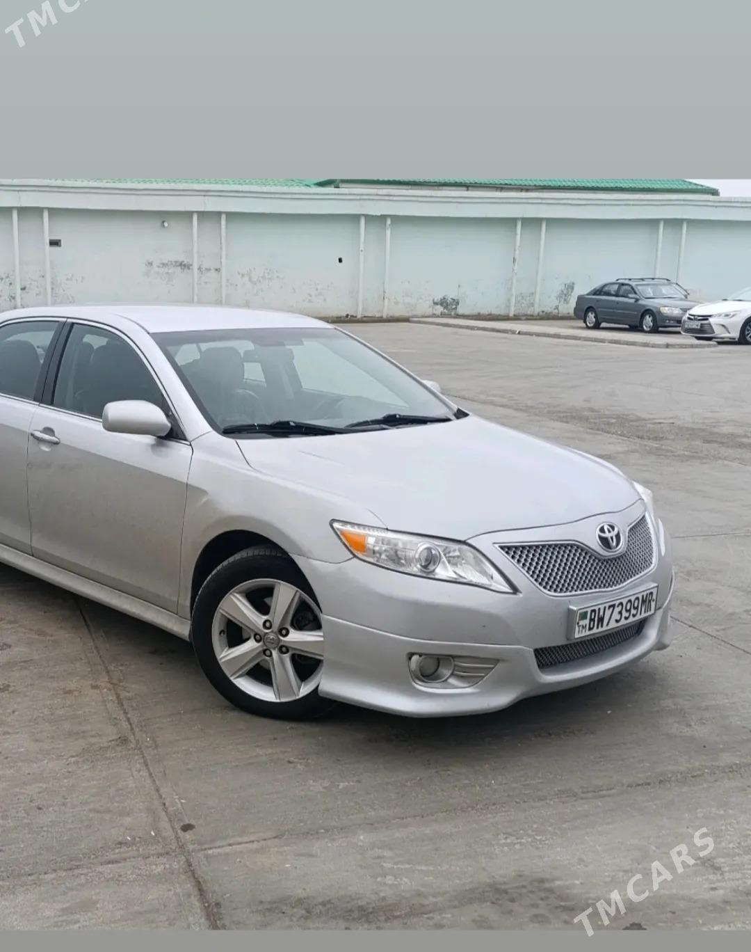 Toyota Camry 2010 - 240 000 TMT - Serhetabat (Guşgy) - img 1