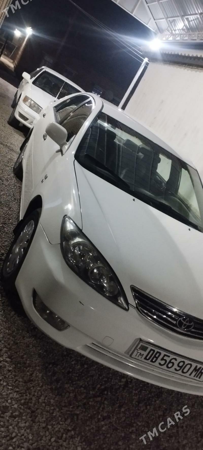 Toyota Camry 2004 - 145 000 TMT - Сакарчага - img 1