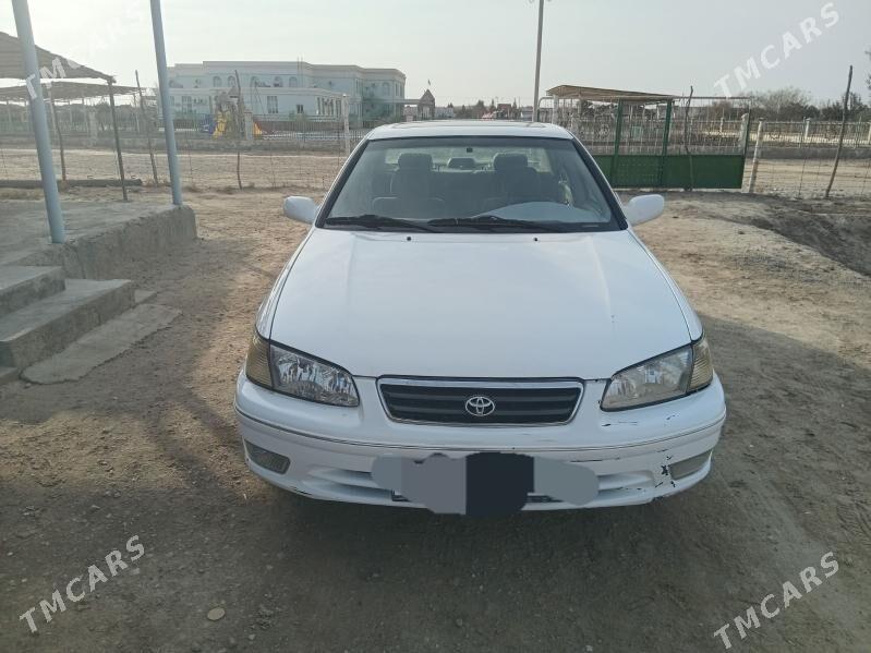 Toyota Camry 2001 - 120 000 TMT - Этрек - img 1
