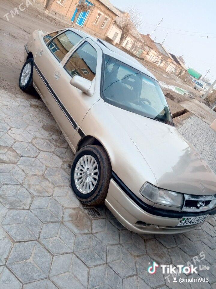 Opel Vectra 1991 - 27 000 TMT - Керки - img 1