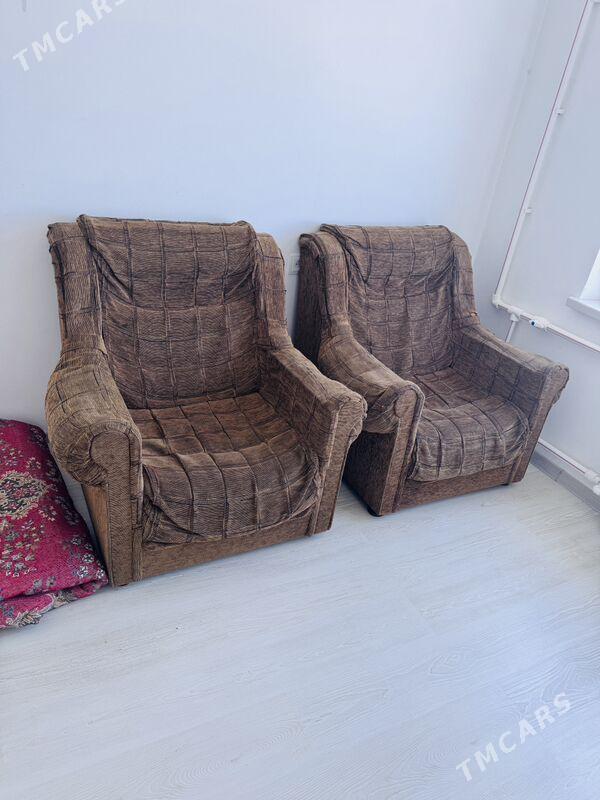 Diwan kreslo - Балканабат - img 1