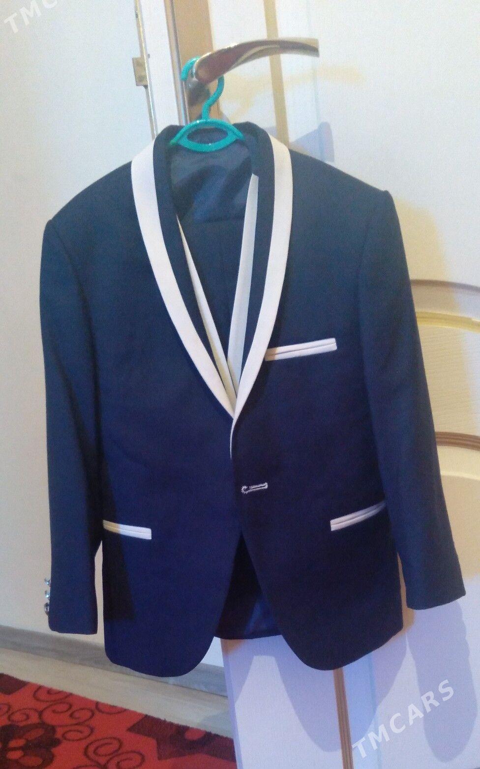 Kostyum buryuk - Бузмеин - img 1