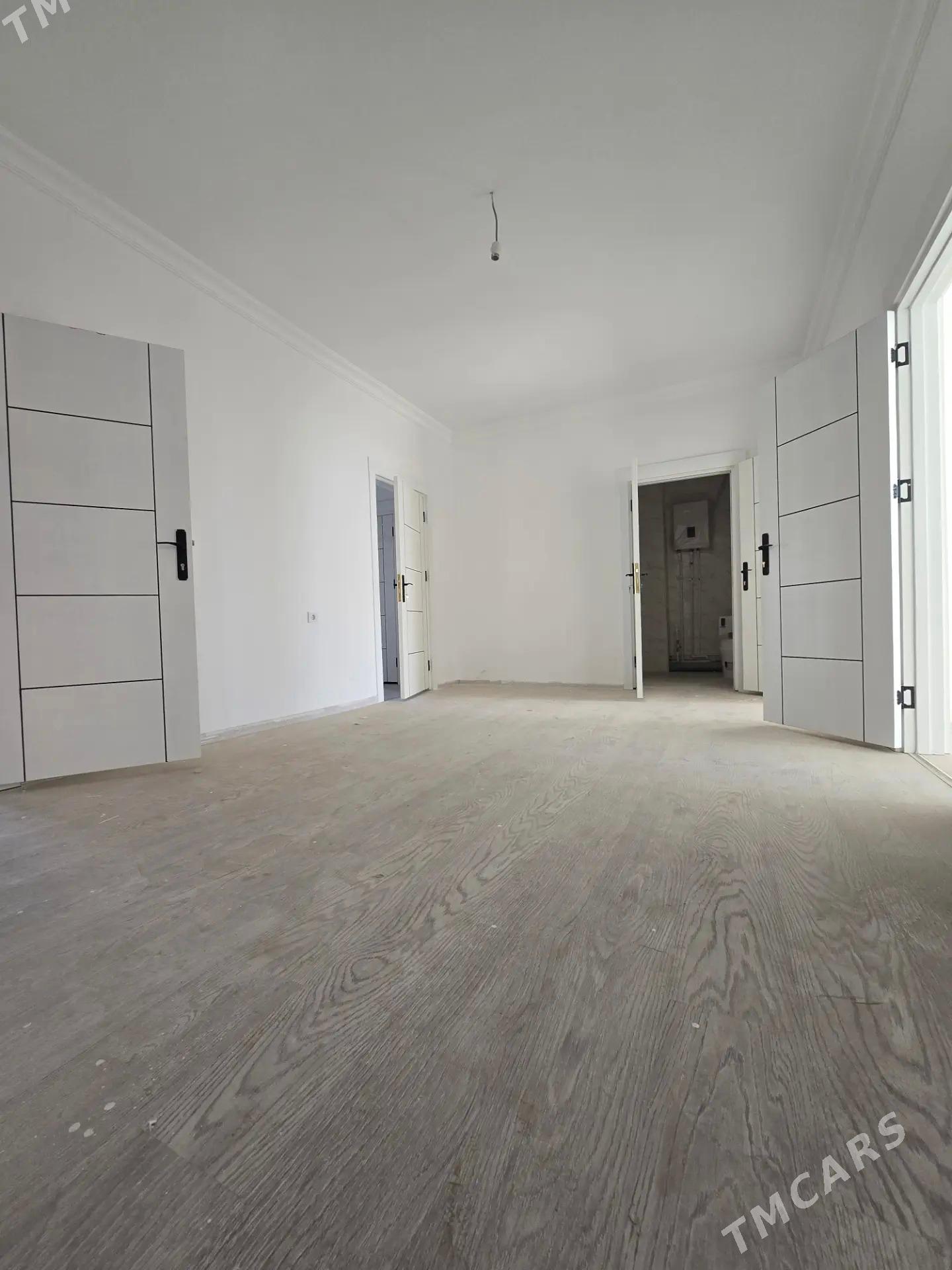 ÁNEW PANELKA - Анев - img 1