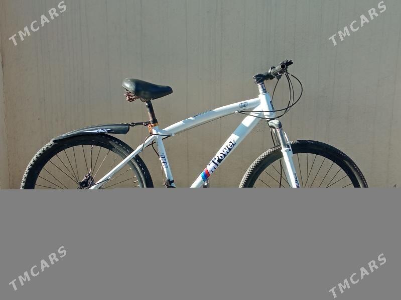 BMW tigir 26lyk - Hitrowka - img 1