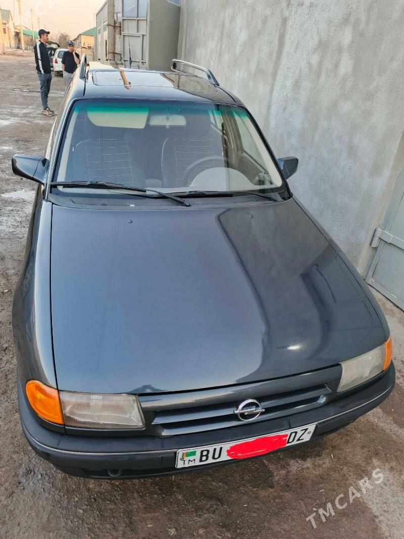 Opel Astra 1992 - 48 000 TMT - Шабатский этрап - img 1