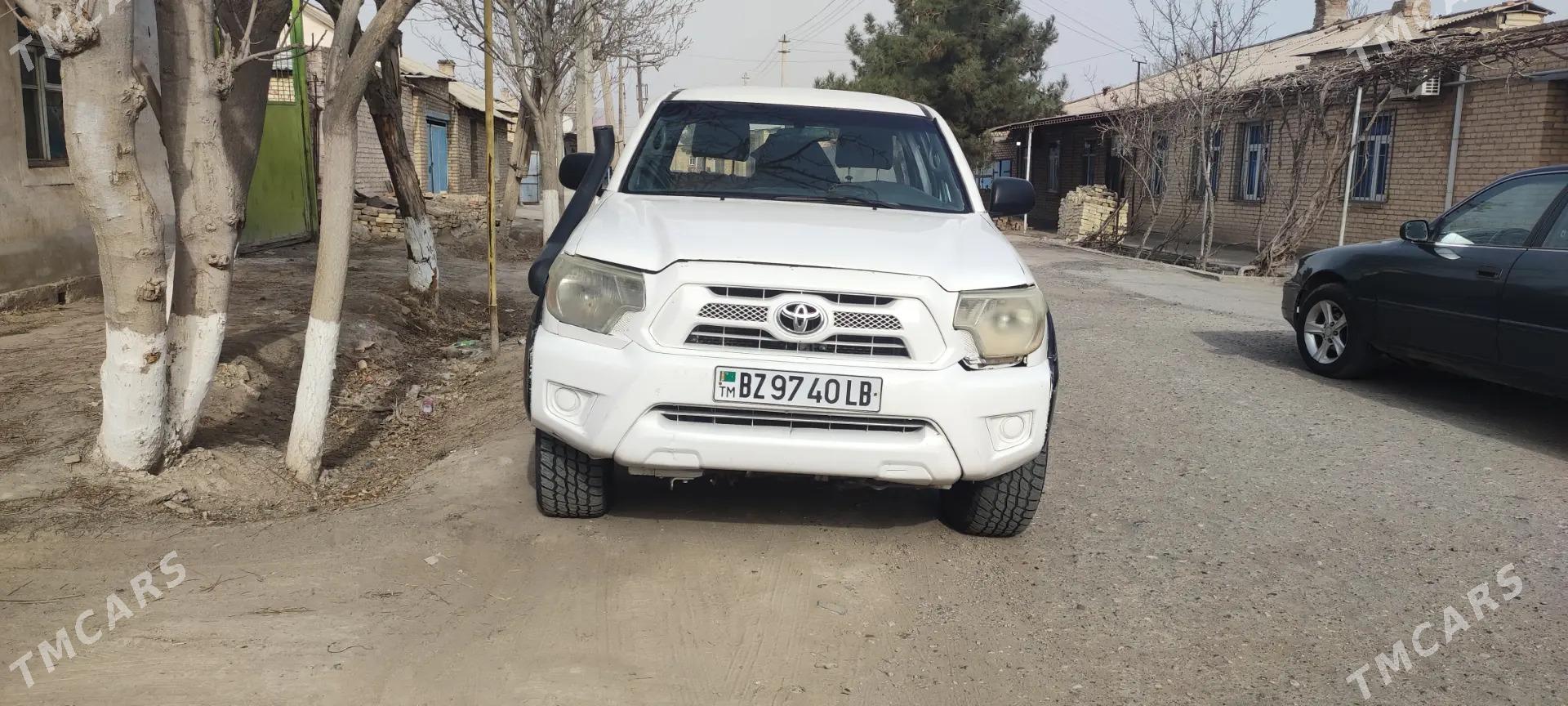 Toyota Tacoma 2012 - 130 000 TMT - Dänew - img 1