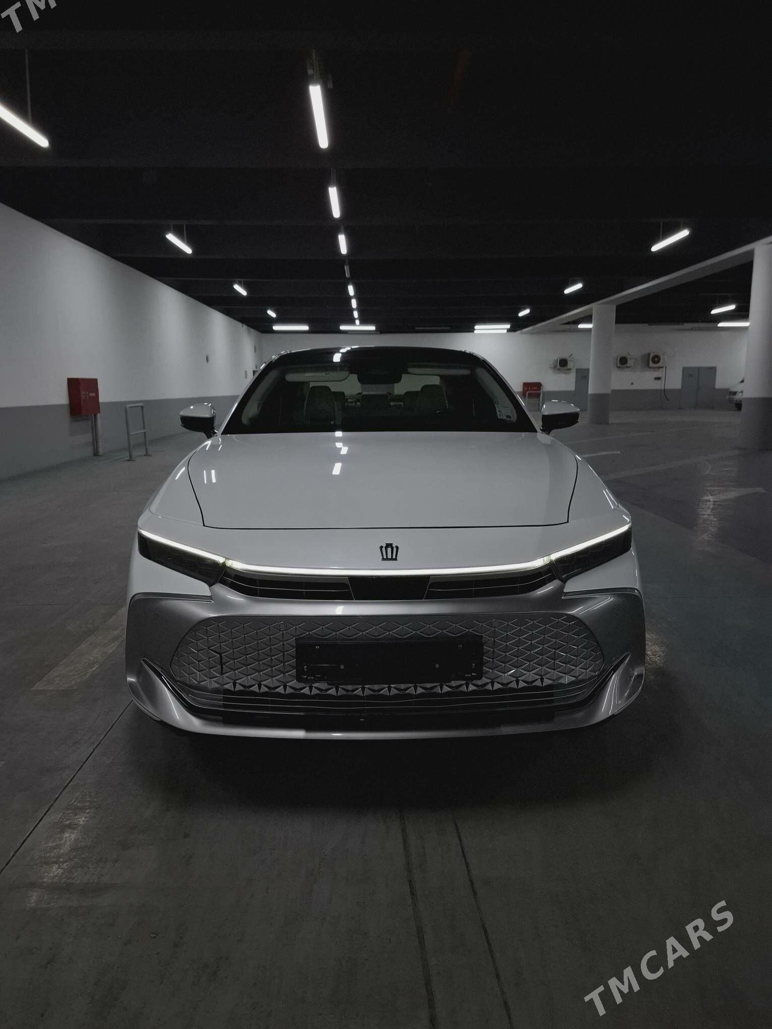 Toyota Crown 2023 - 565 000 TMT - Aşgabat - img 1