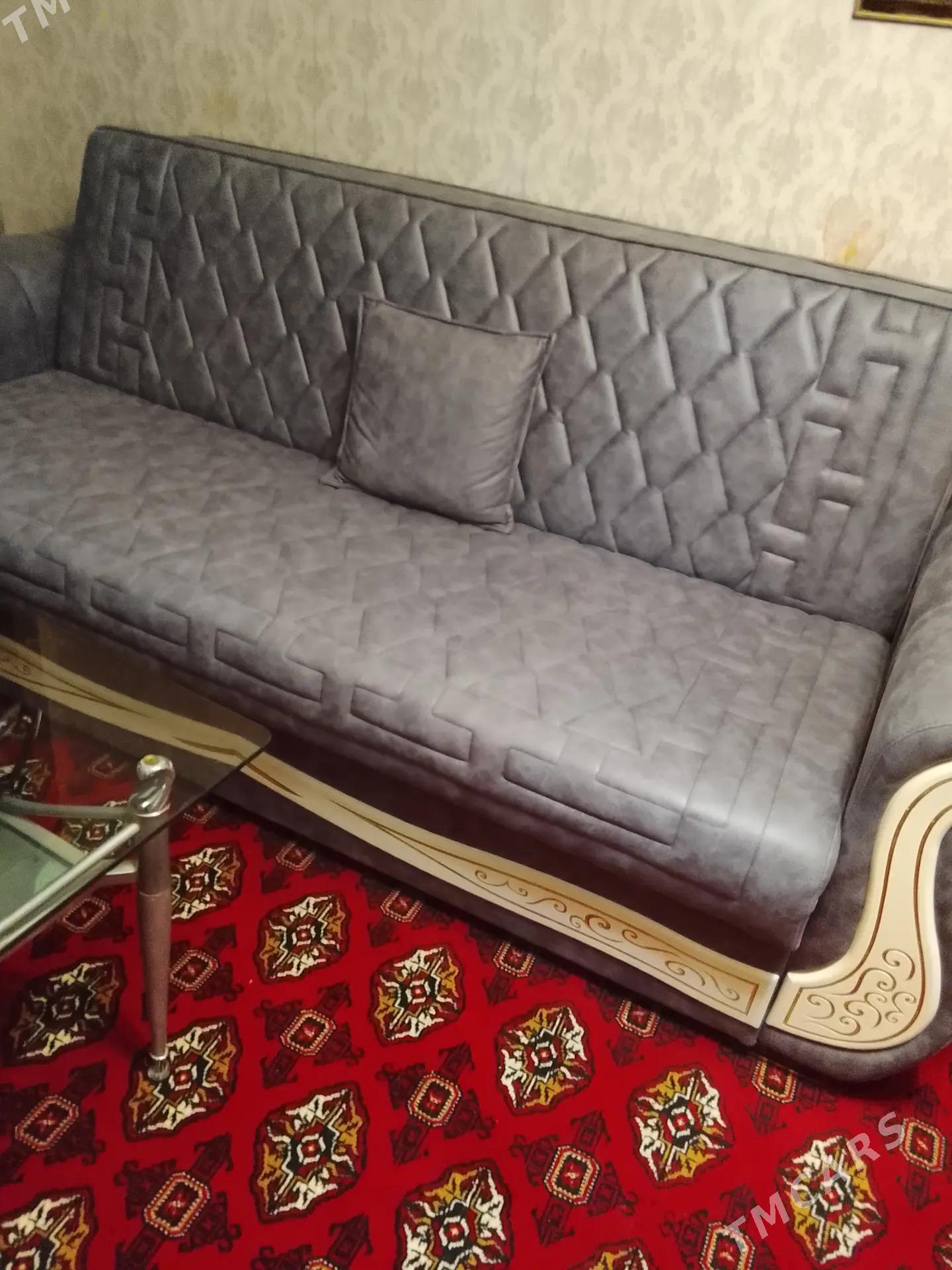 diwan i spalniy - Туркменабат - img 1