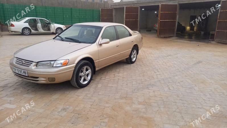 Toyota Camry 1999 - 133 000 TMT - Ýolöten - img 1