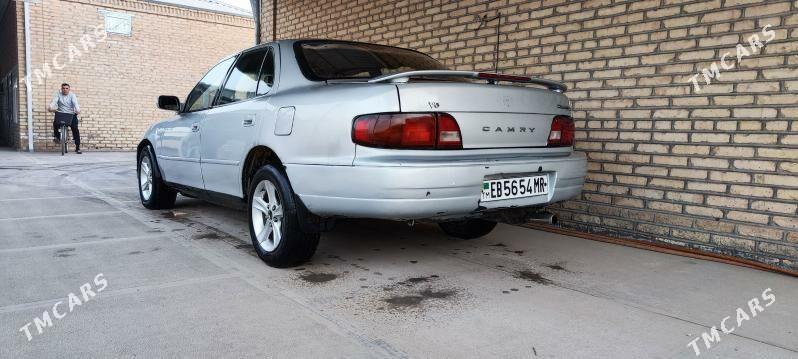 Toyota Camry 1995 - 75 000 TMT - Мургап - img 1