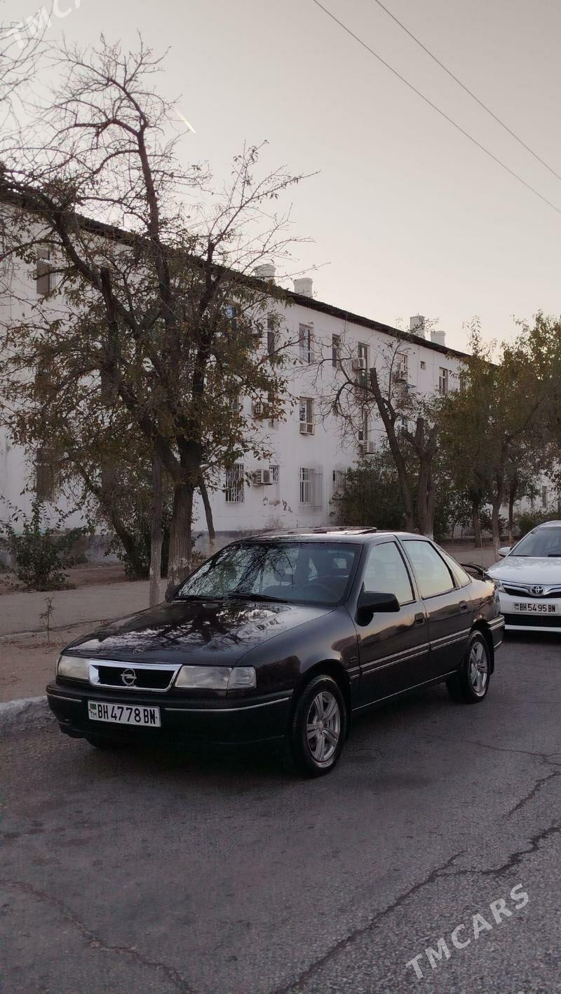 Opel Vectra 1990 - 50 000 TMT - Балканабат - img 1