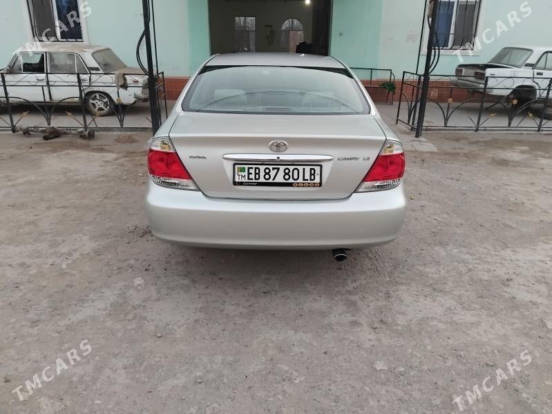 Toyota Camry 2005 - 190 000 TMT - Дянев - img 1