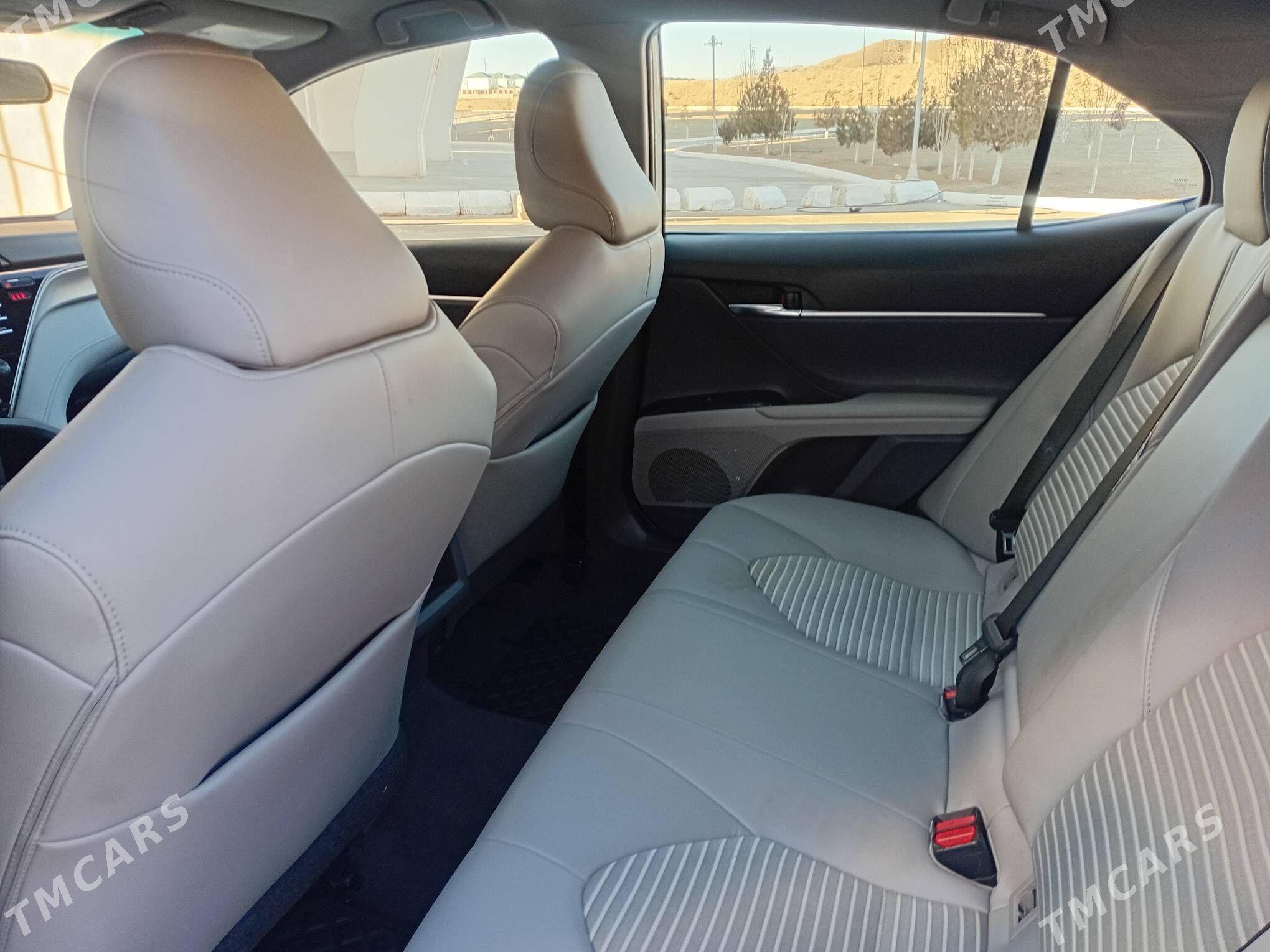 Toyota Camry 2020 - 325 000 TMT - Балканабат - img 1