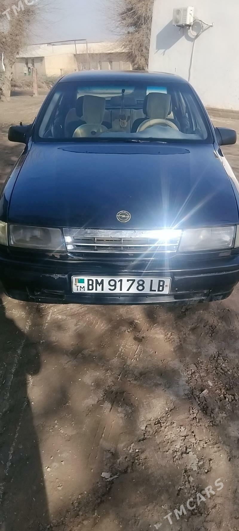 Opel Vectra 1991 - 25 000 TMT - Kerki - img 1