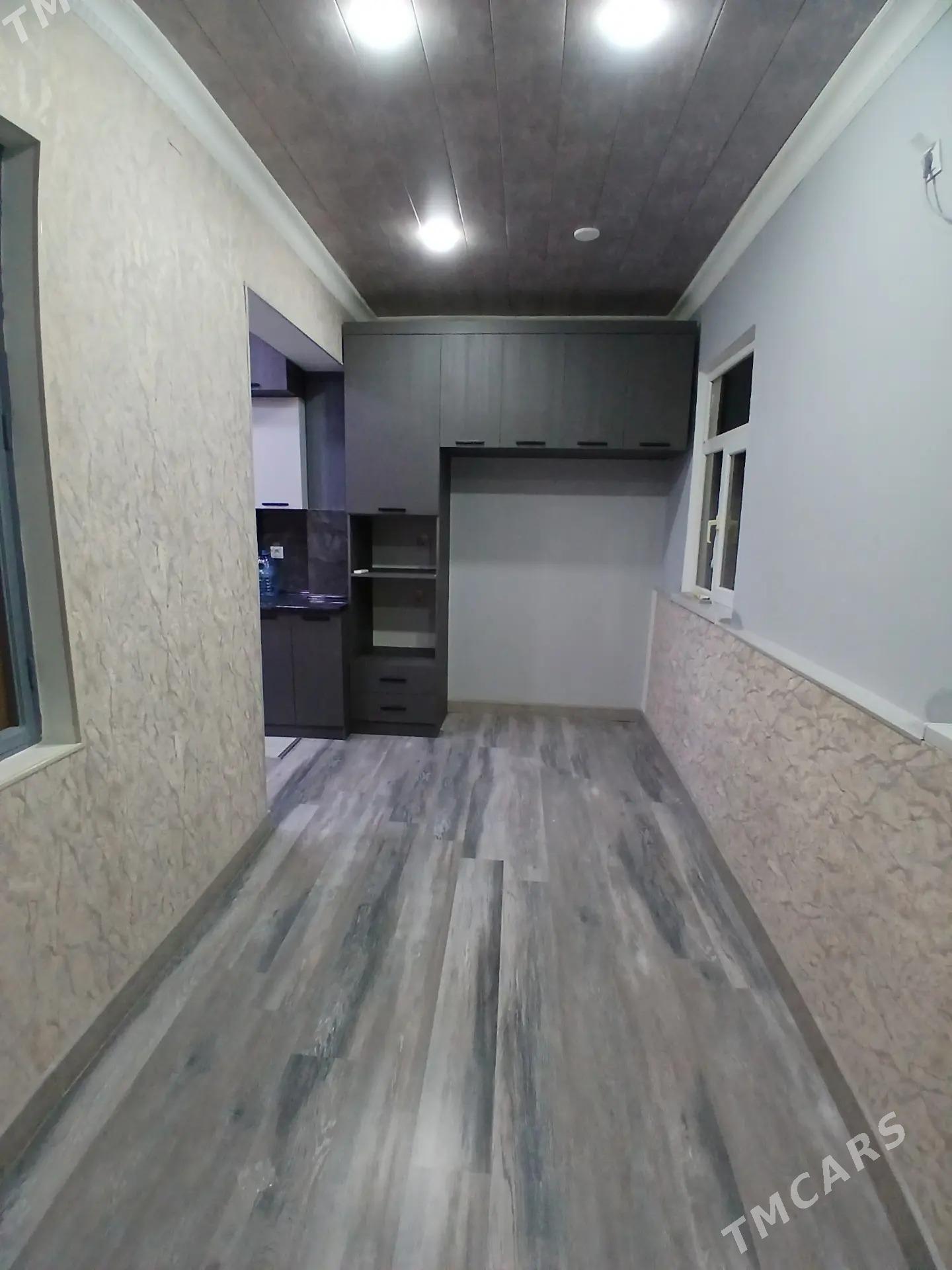 Mopra 2 kom4 etaj 65m² - Ашхабад - img 1