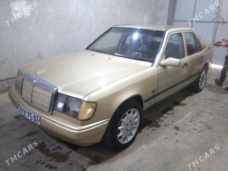 Mercedes-Benz 230E 1985 - 45 000 TMT - Boldumsaz - img 1