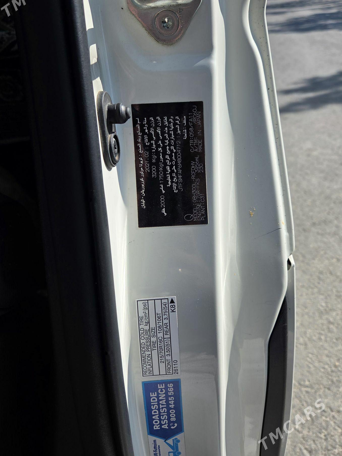 Toyota Hiace 2021 - 500 000 TMT - Büzmeýin - img 1