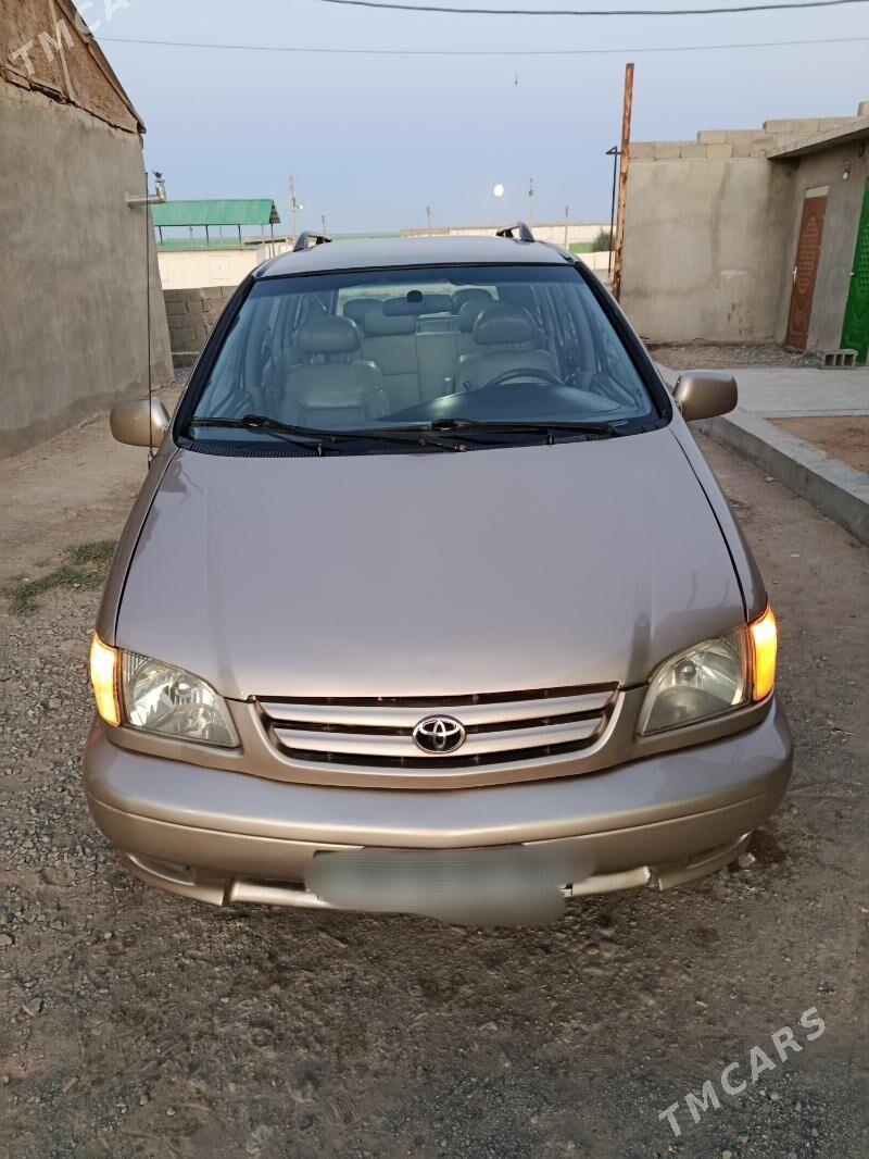 Toyota Sienna 2002 - 150 000 TMT - Ýolöten - img 1