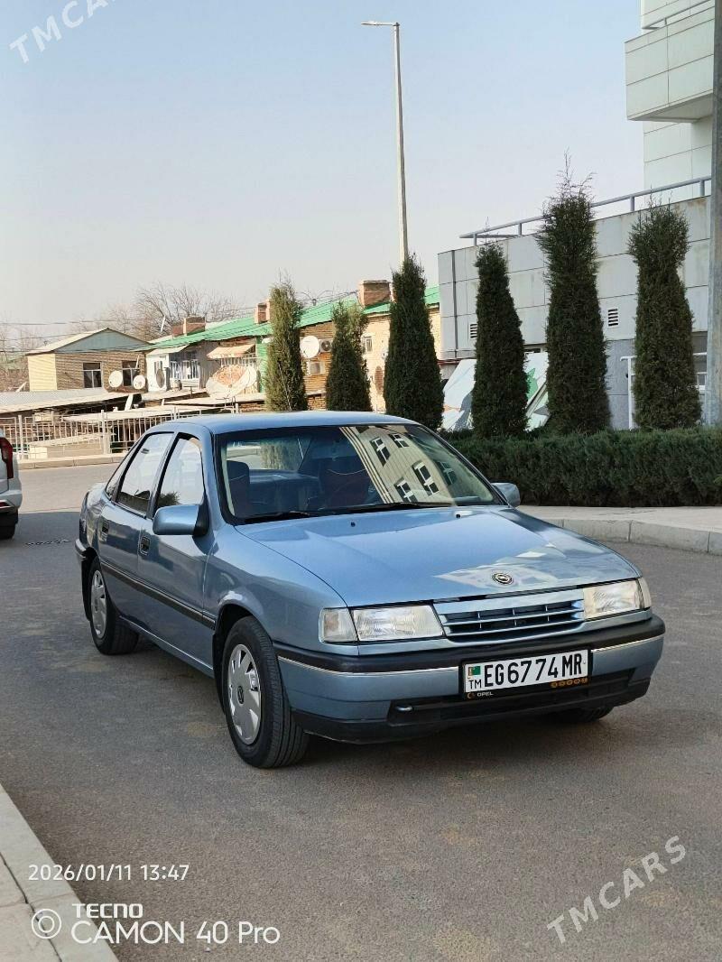 Opel Vectra 1990 - 36 000 TMT - Mary - img 1