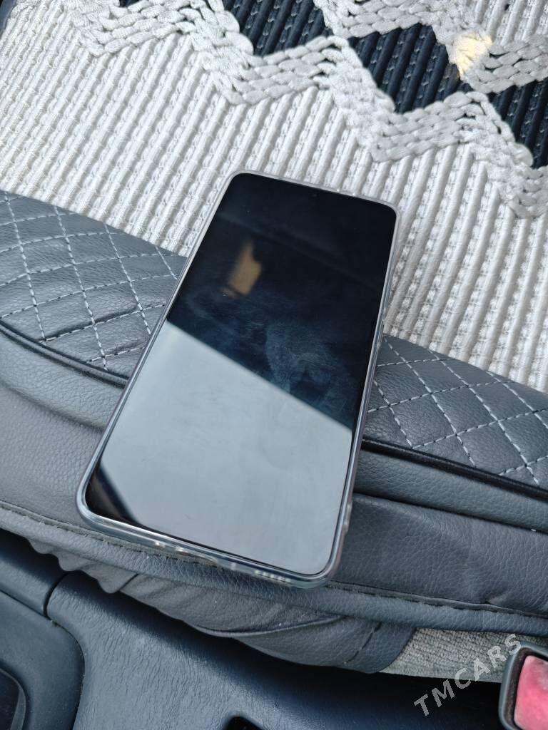 poco f6 pro - Кёнеургенч - img 1