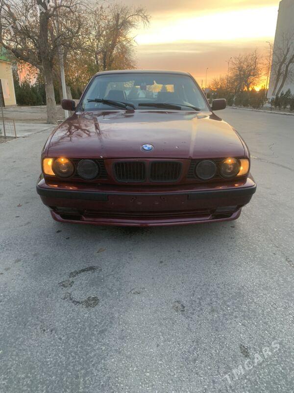 BMW 525 1989 - 65 000 TMT - Балканабат - img 1