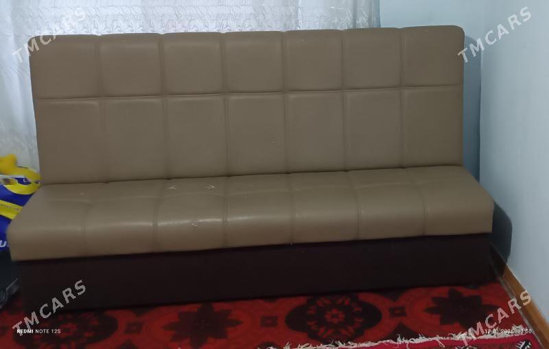 diwan - Mary - img 1