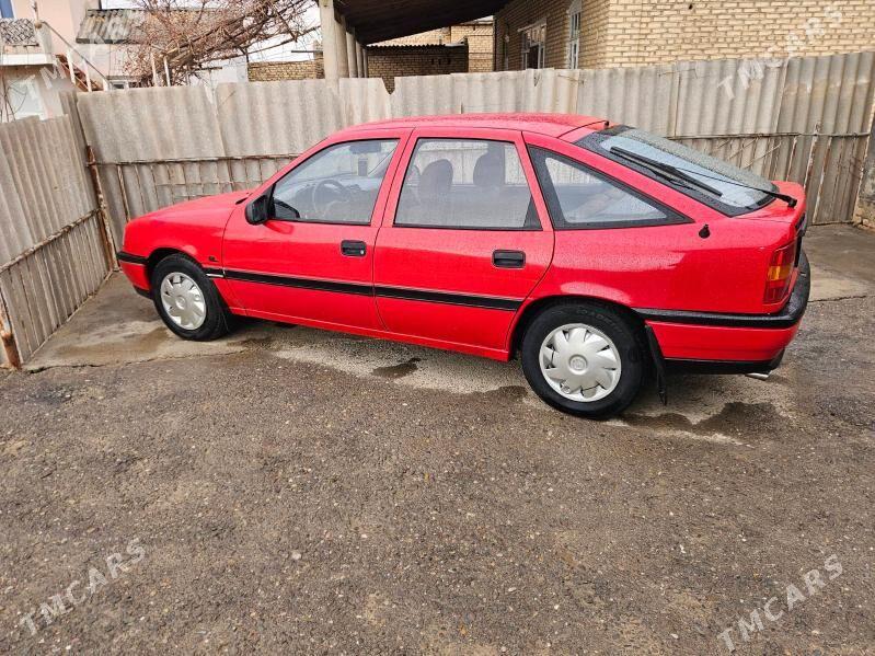 Opel Vectra 1993 - 48 000 TMT - Mary - img 1