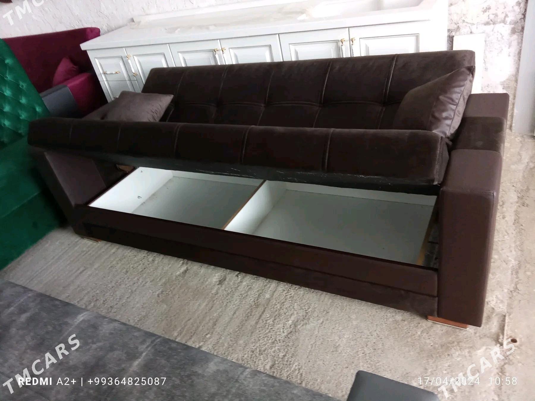 Diwan acylyan - Garadamak - img 1