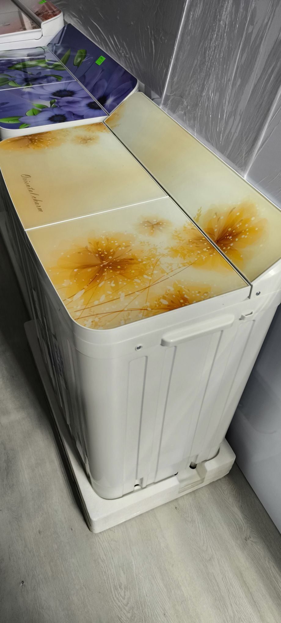 POL AWTAMATLAR & KIÇI MALŸUTKA - Гуртли - img 1