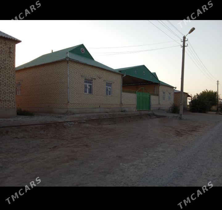 jay - Бабадайхан - img 1