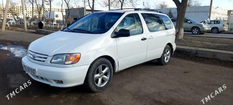 Toyota Sienna 2002 - 150 000 TMT - Daşoguz - img 1